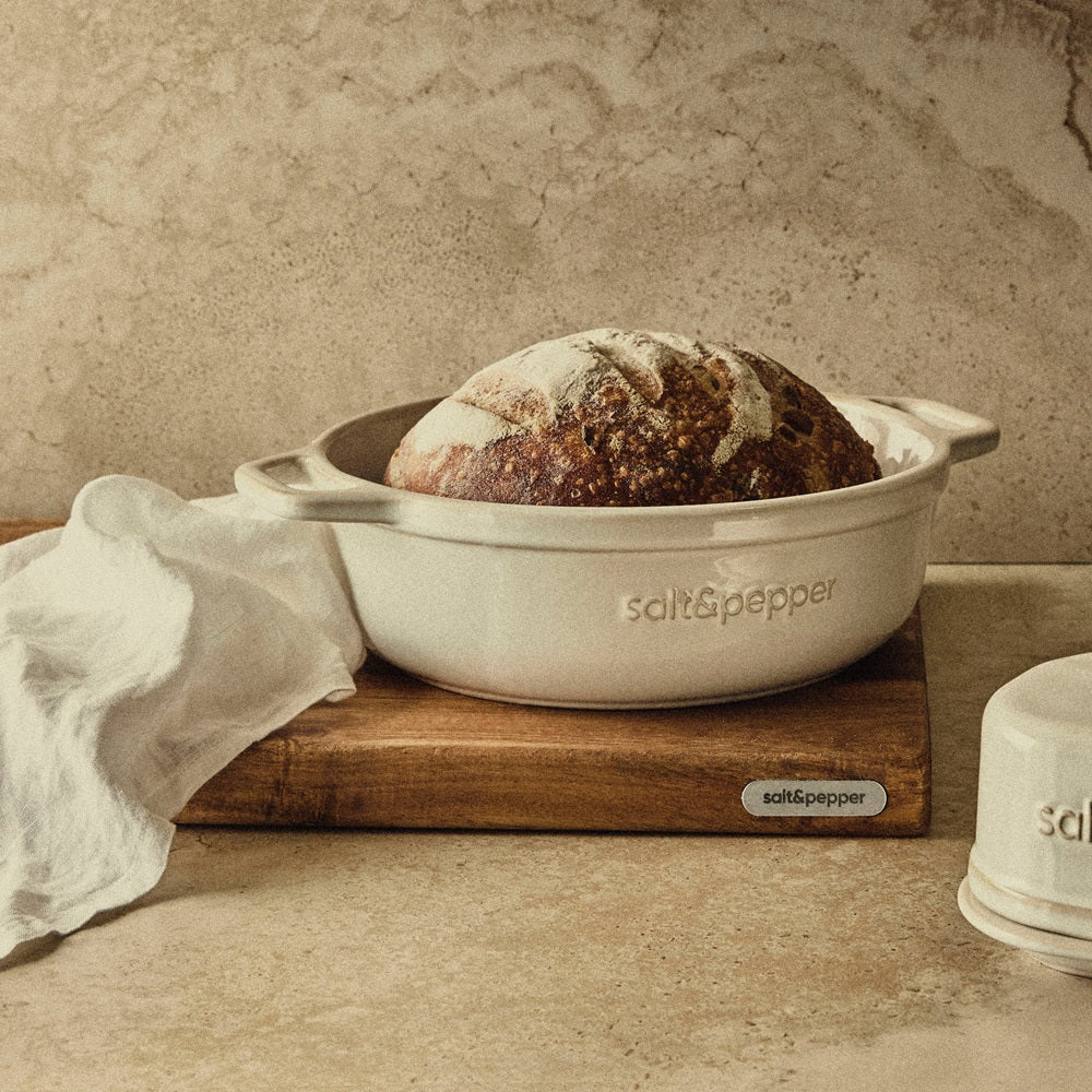 Salt & Pepper Noa Round Baking Dish 32cm