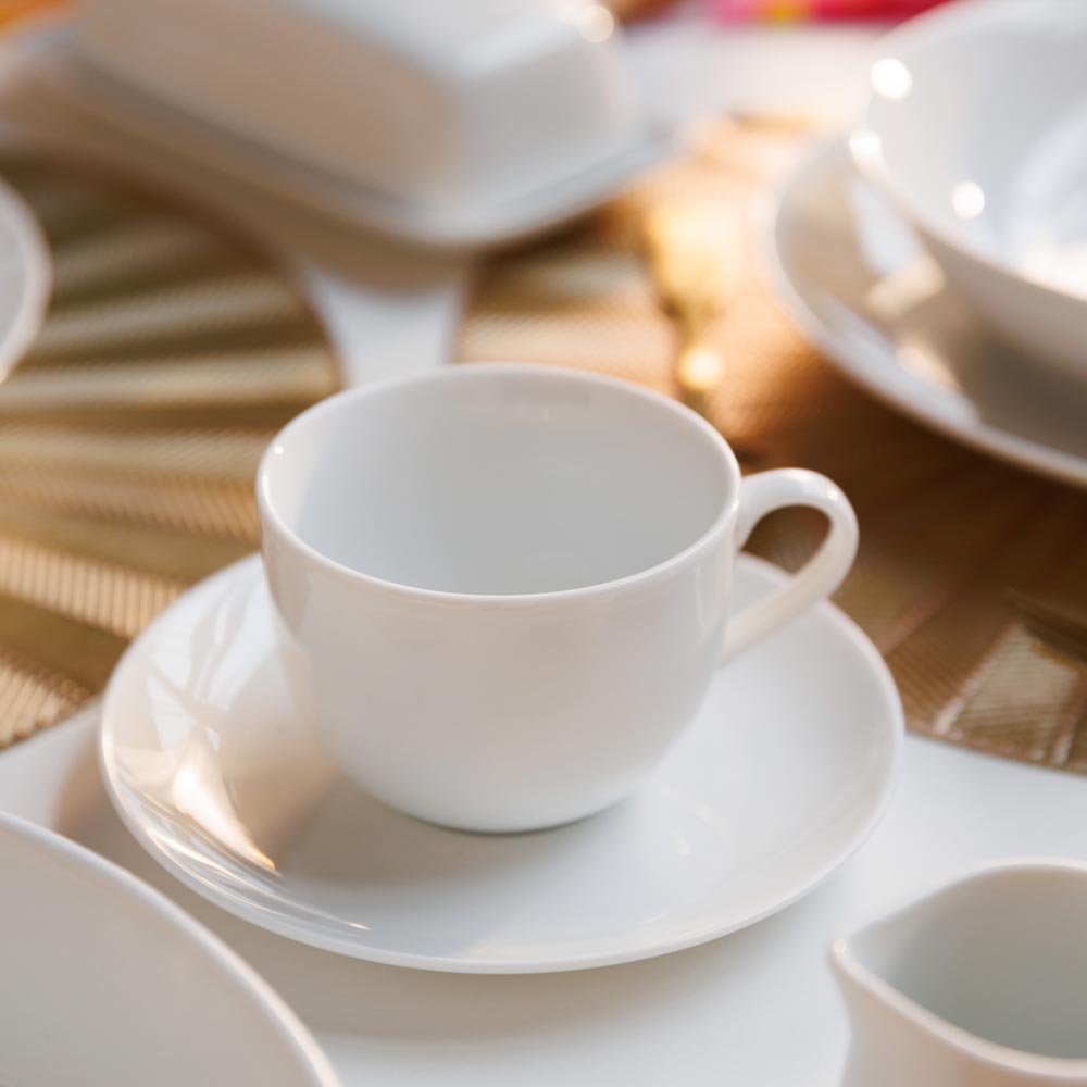 Mikasa Chalk Set of 2 Porcelain Tea Cups and Saucers 220ml White