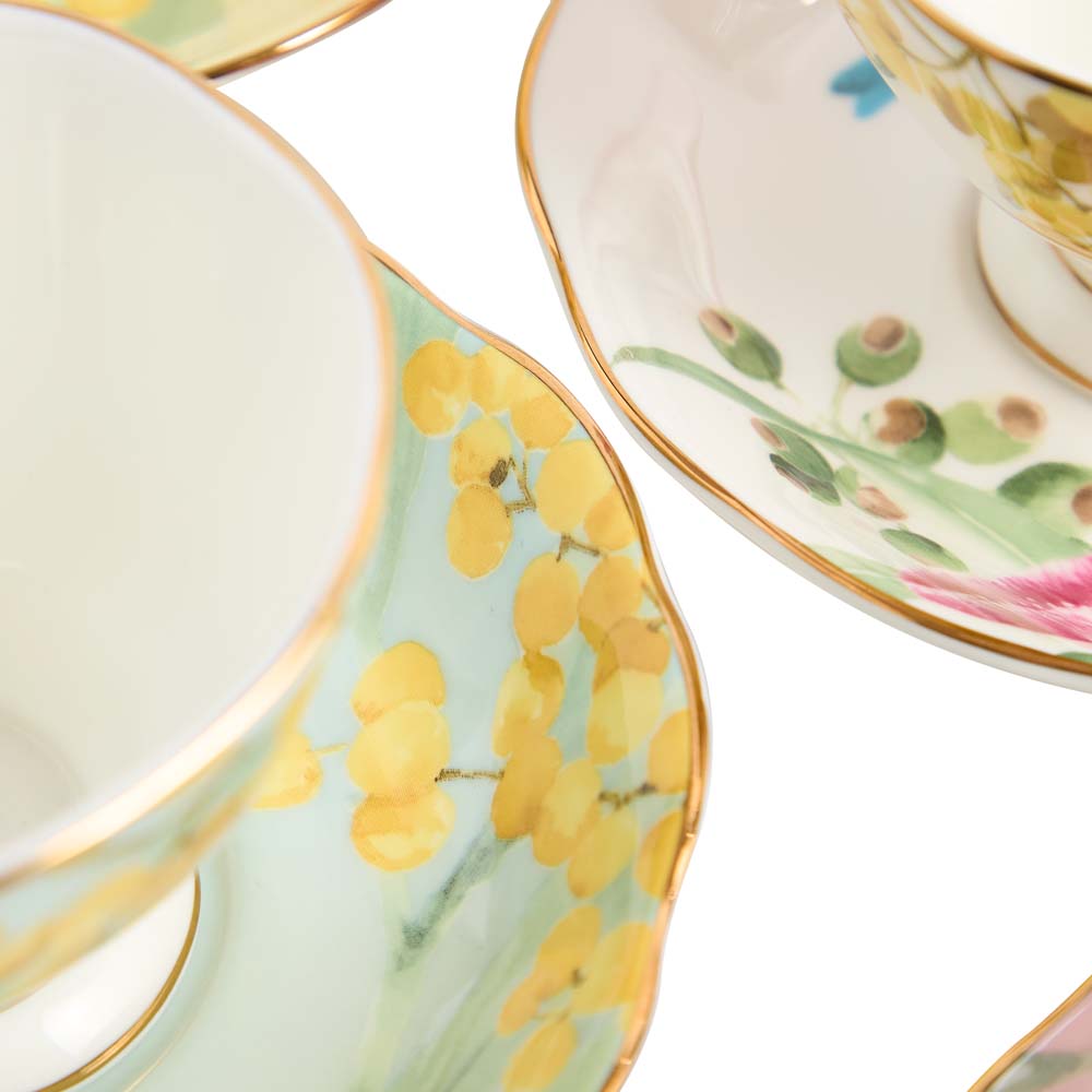 Miranda Kerr for Royal Albert Australiana Set of 4 Teacup & Saucers