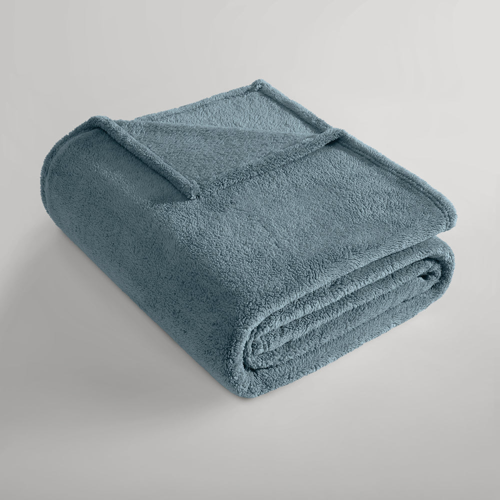 Ardor Boudoir Teddy Fleece Blanket