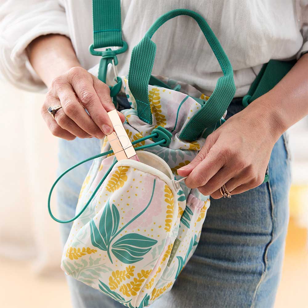 Alex Liddy Harley Water Bottle Sling Floral at MyHouse