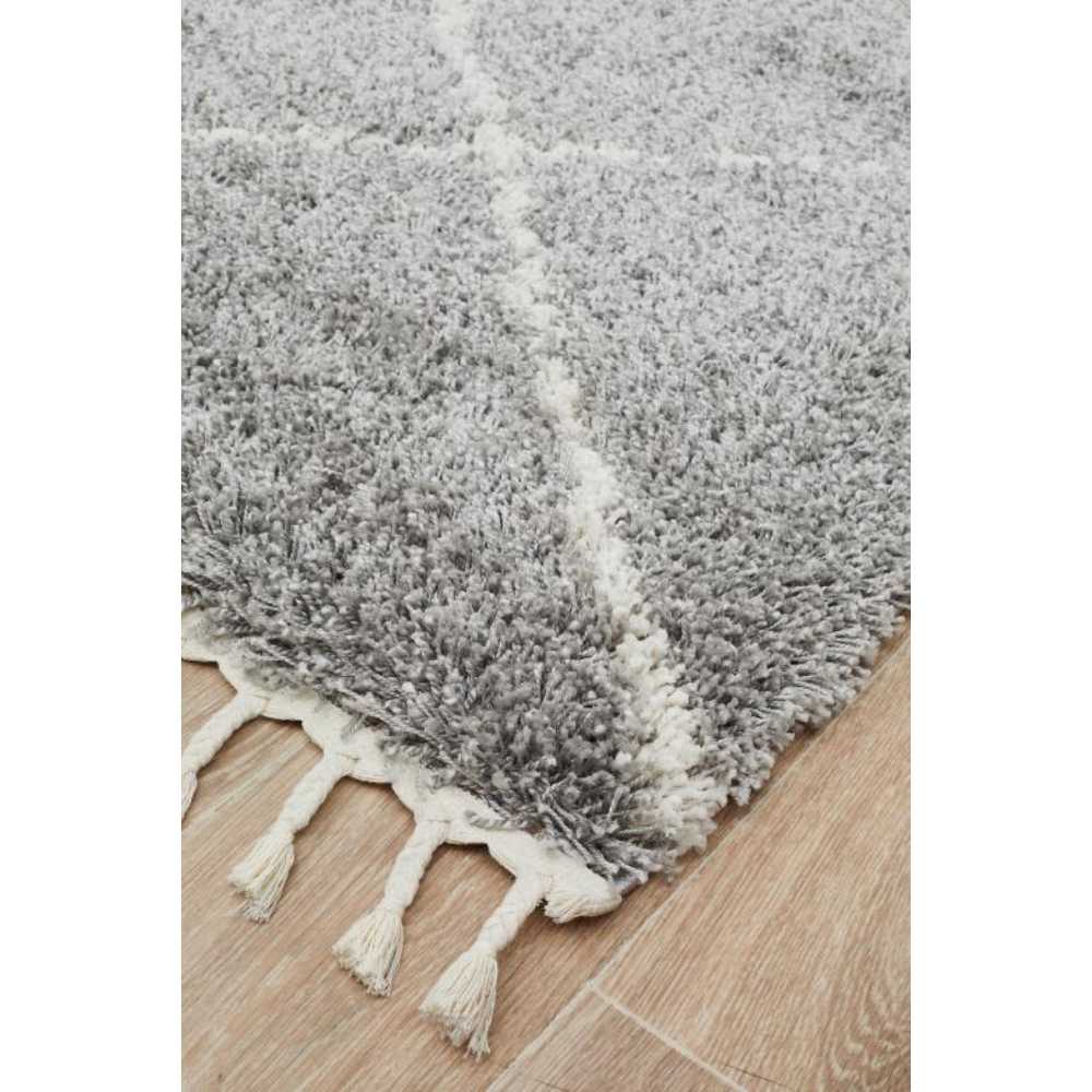 Rug Culture Saffron 22 Rug Silver at MyHouse
