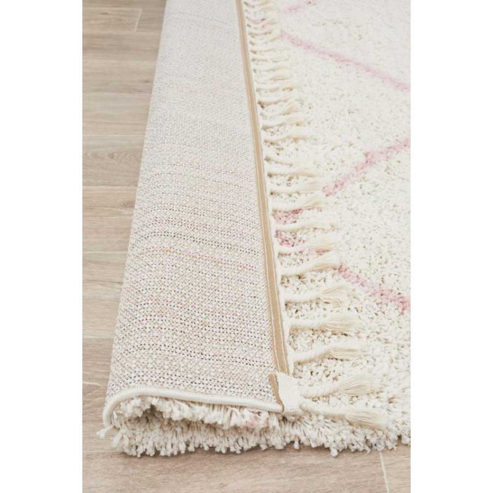 Rug Culture Saffron 22 Rug Pink at MyHouse