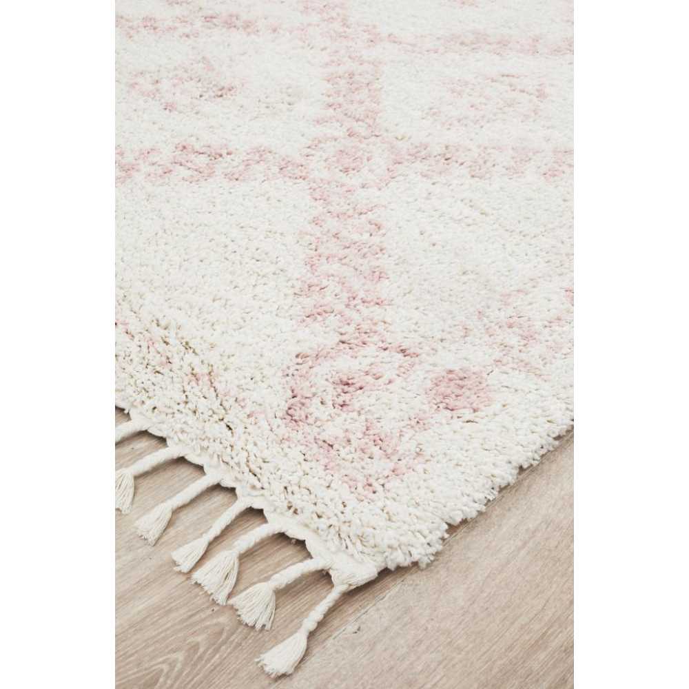 Rug Culture Saffron 33 Rug Pink at MyHouse