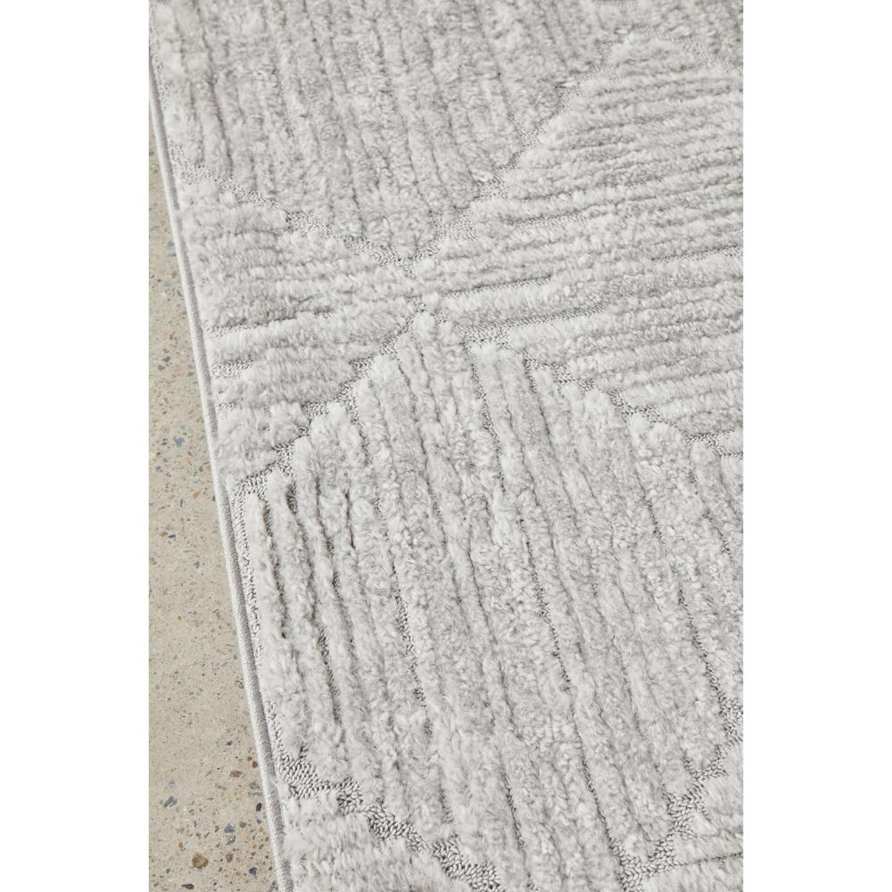 Rug Culture Serenade Shilo Rug Silver close up image at MyHouse