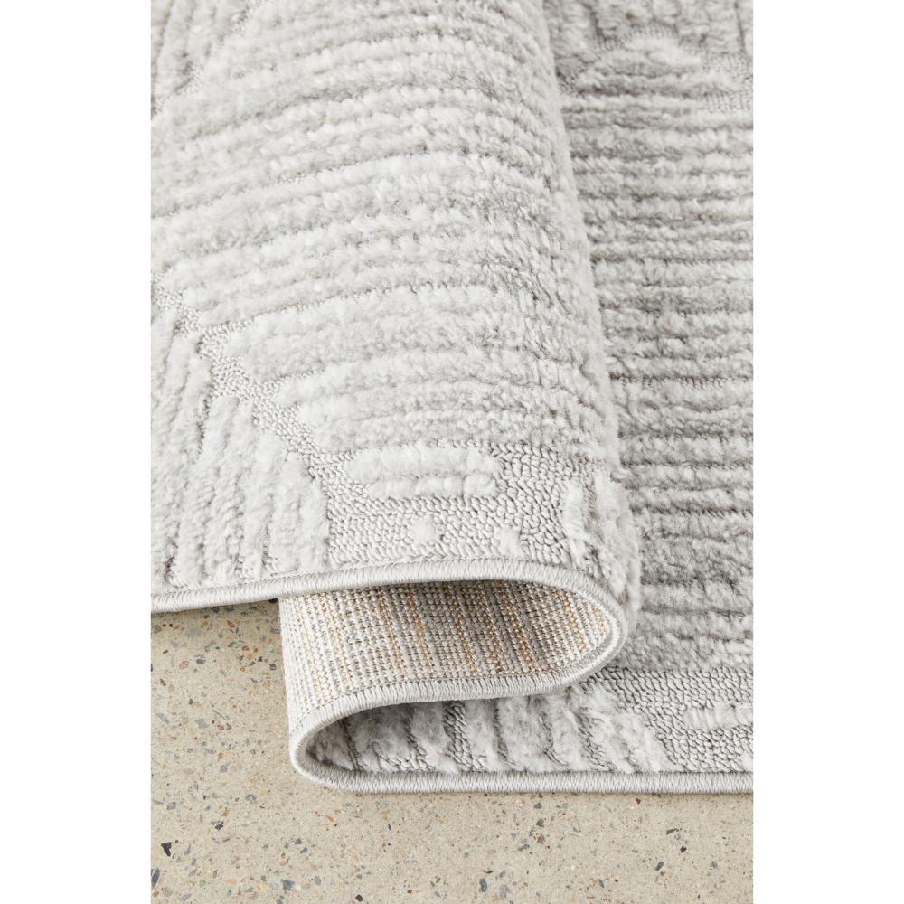 Rug Culture Serenade Shilo Rug Silver close up image at MyHouse