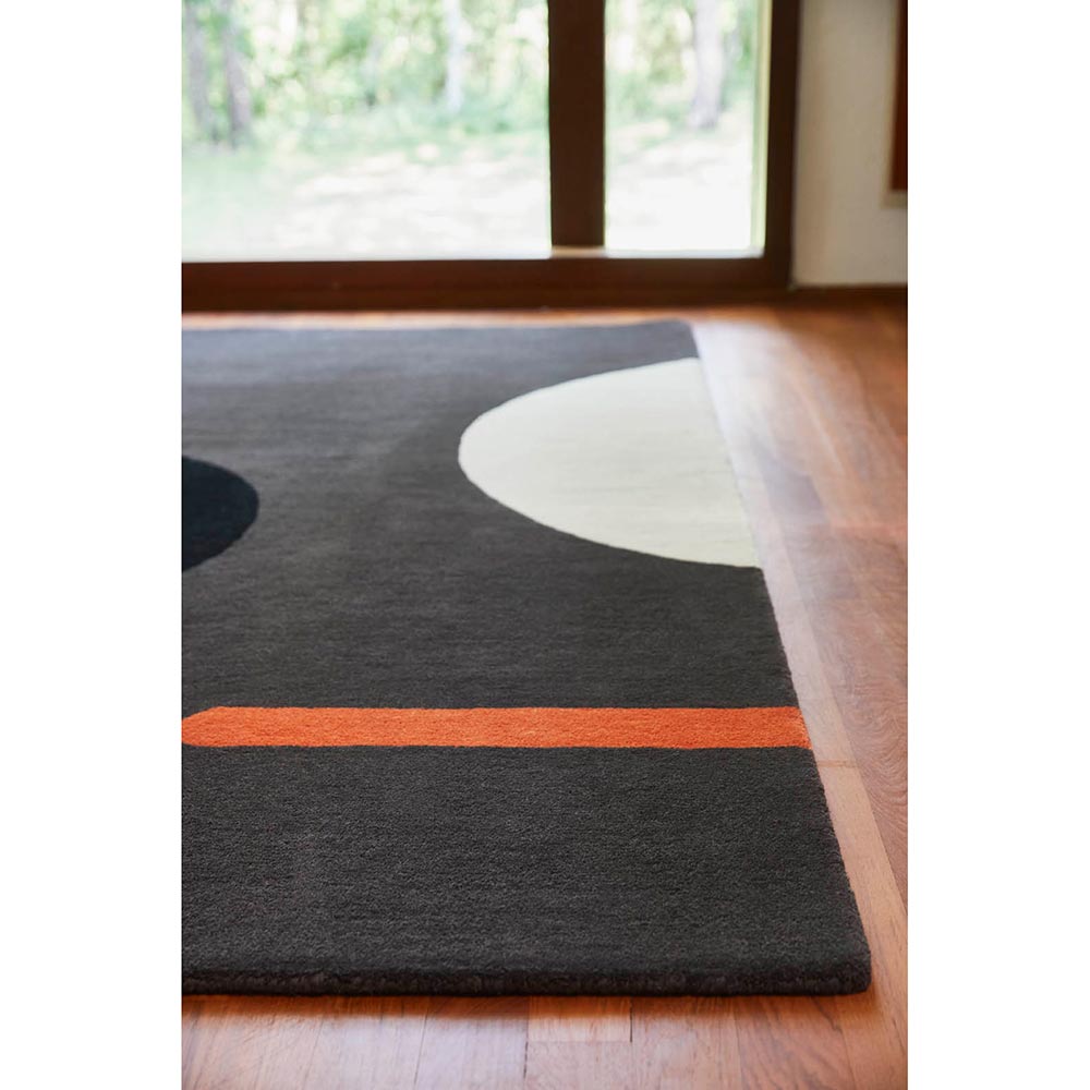 Geo Flower Wool Rug Grey by the window - MyHouse