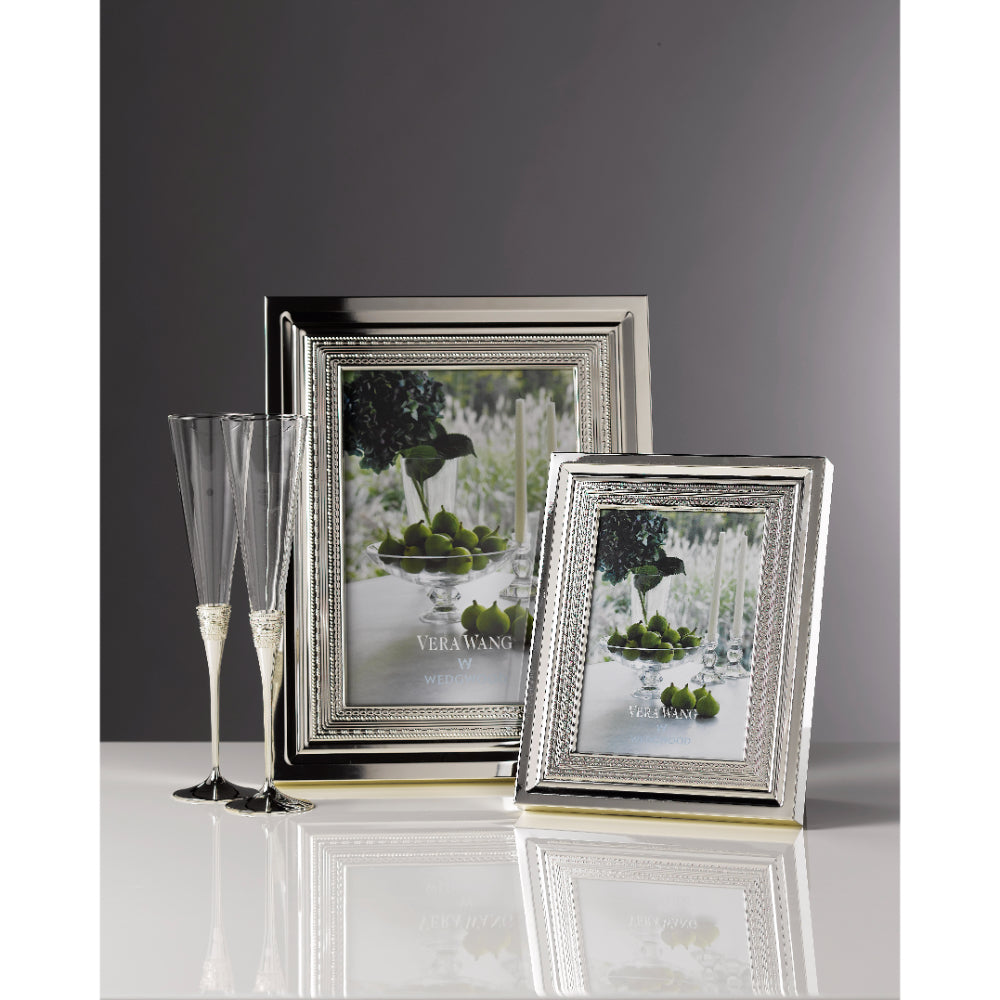 Vera Wang Wedgwood With Love Silver Frame 10cm x 15cm