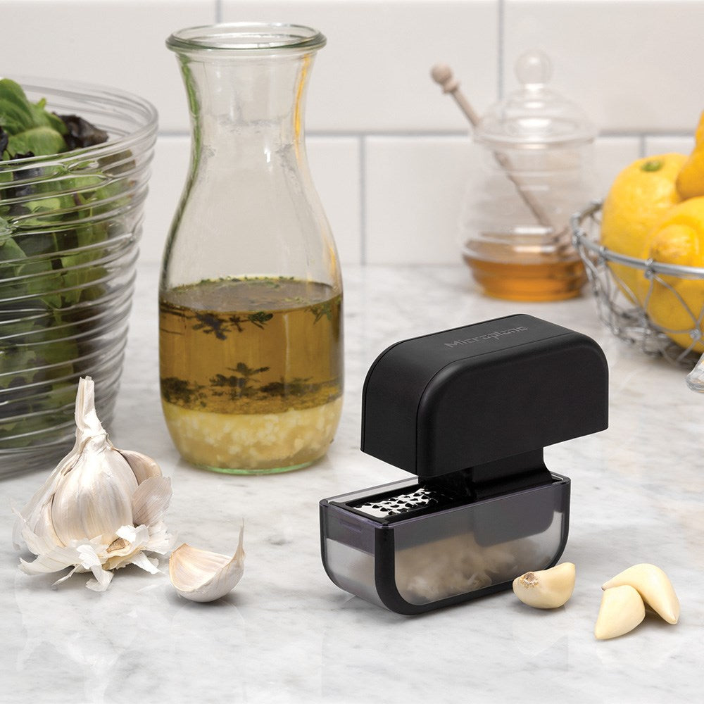 Microplane Specialty Series Garlic Mincer