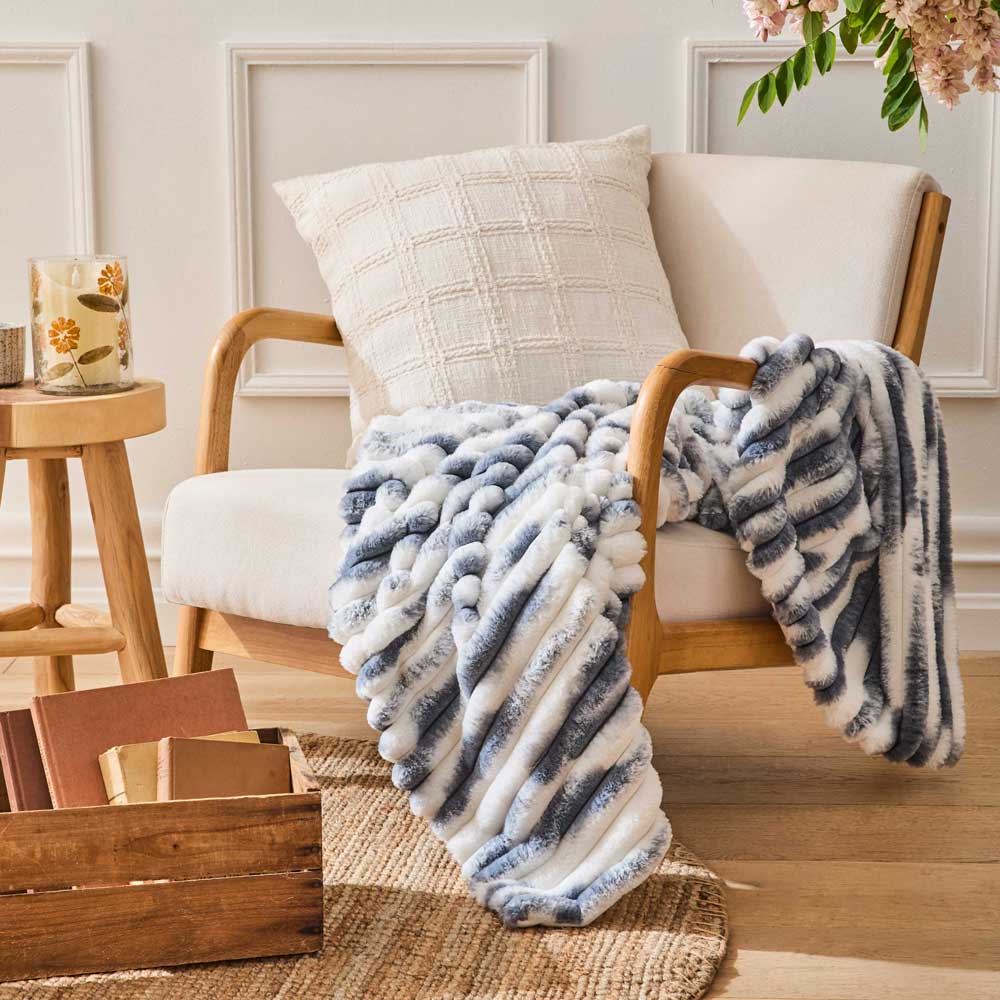 MyHouse Cosy Marble Throw