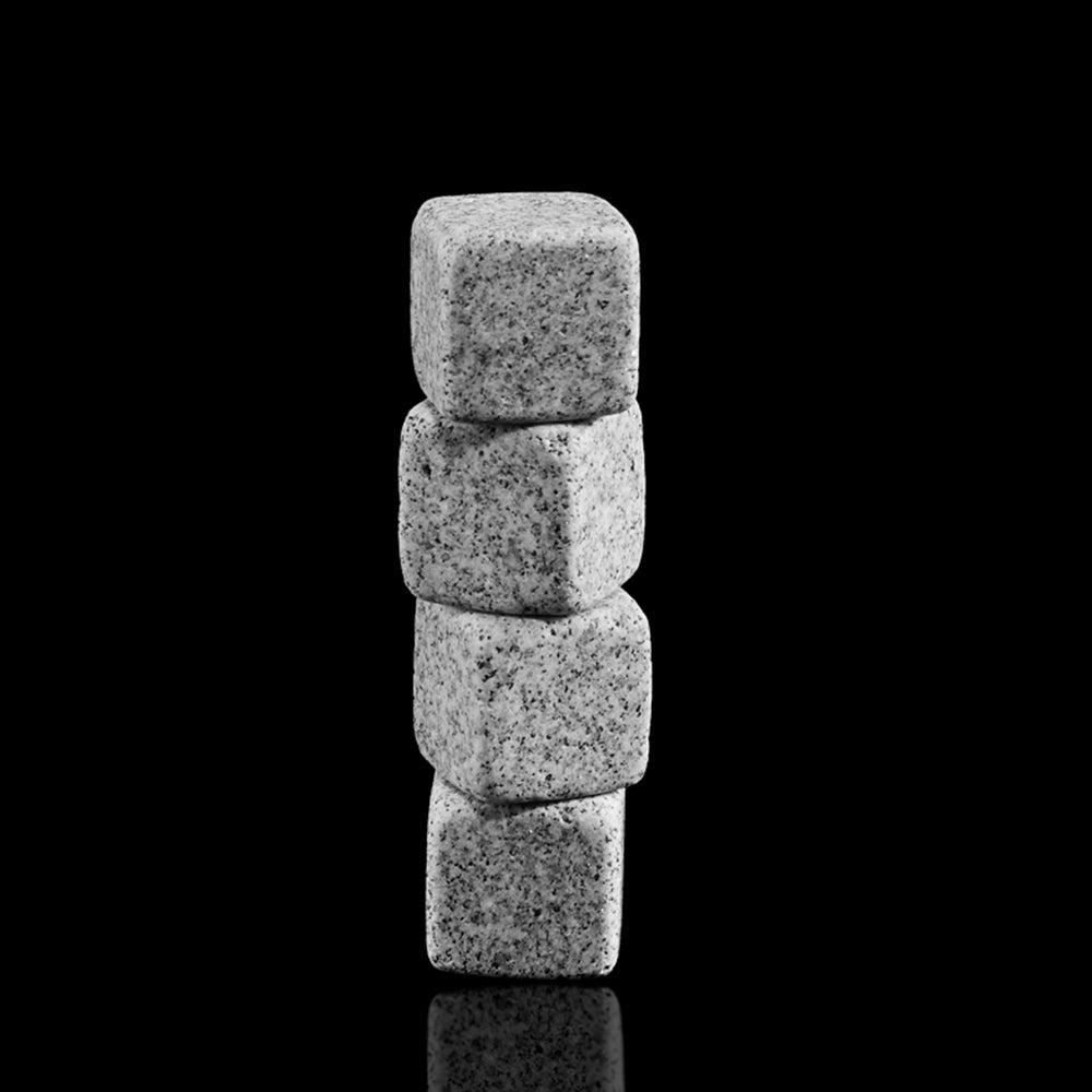 Cellar 4 Piece Whiskey Set with Drink Stones