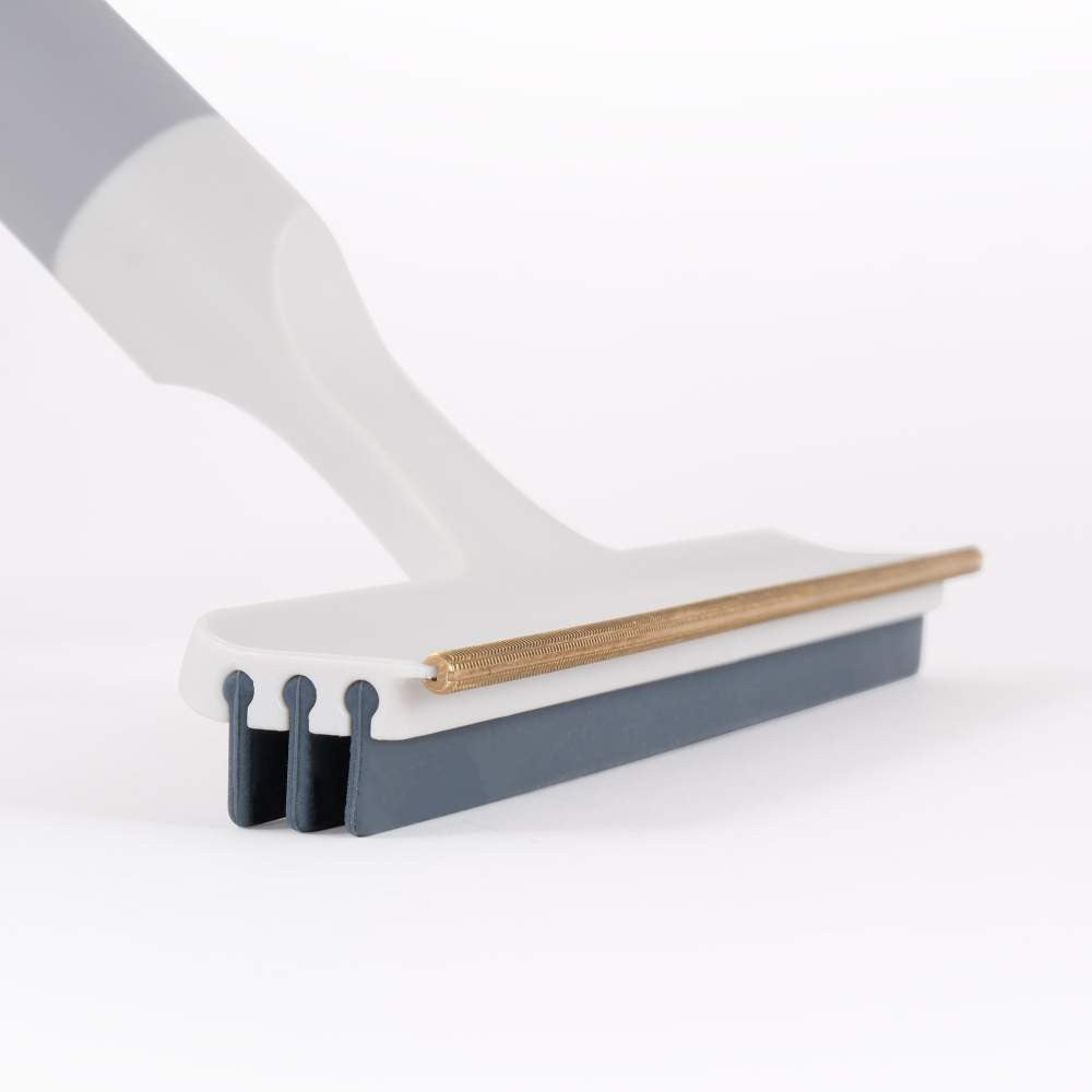 Joseph Joseph CleanTech 2 in 1 Carpet Cleaning Tool