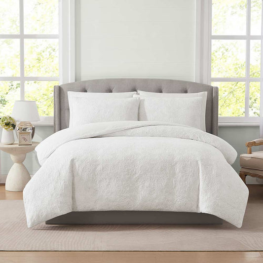 Laura Ashley Trailing Laurissa Quilt Cover Set at MyHouse