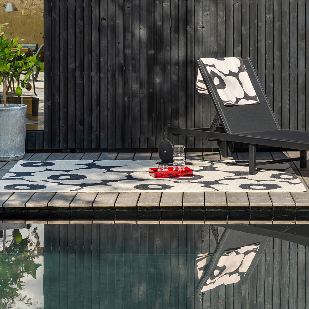 Marimekko Unikko Outdoor Rug Charcoal White