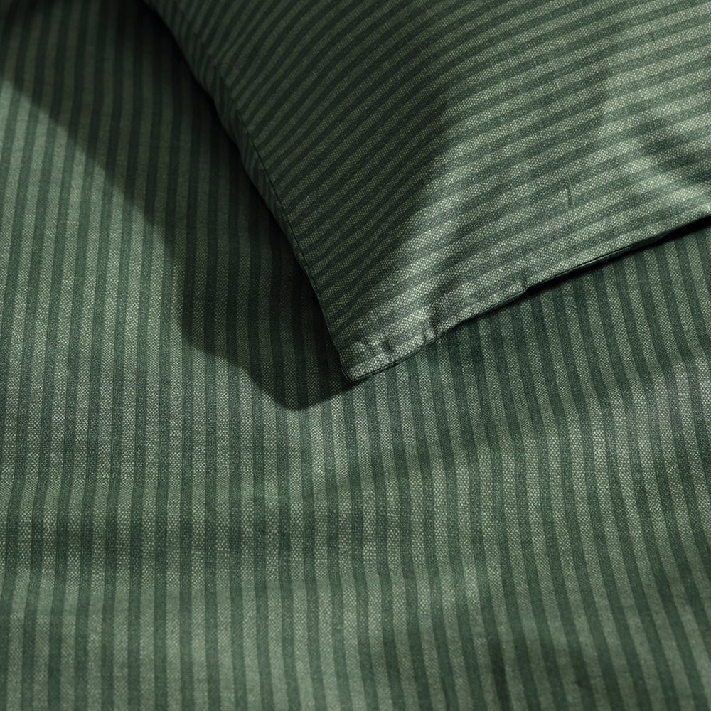 Kenneth Cole Oxford Stripe Quilt Cover Set