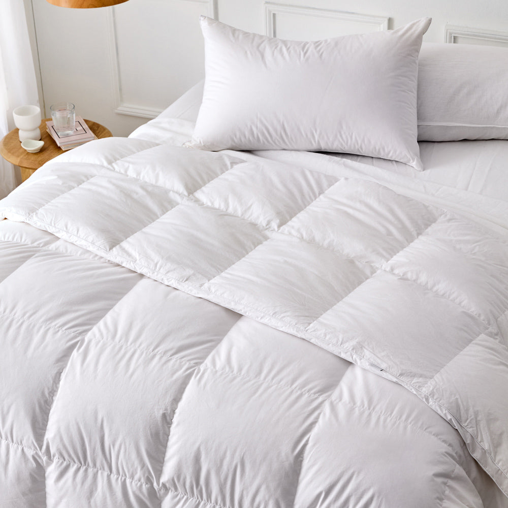Luxury Down Gold+ Quilt