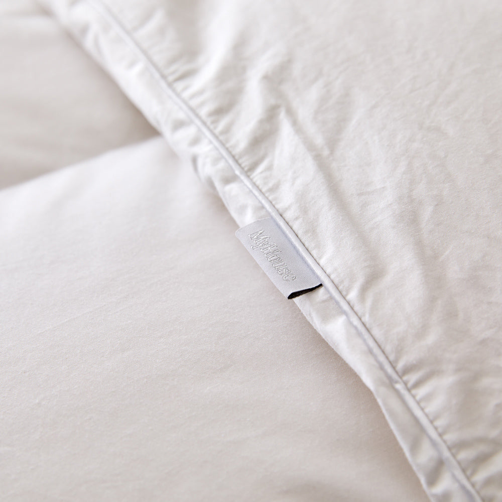 Luxury Down Gold+ Quilt
