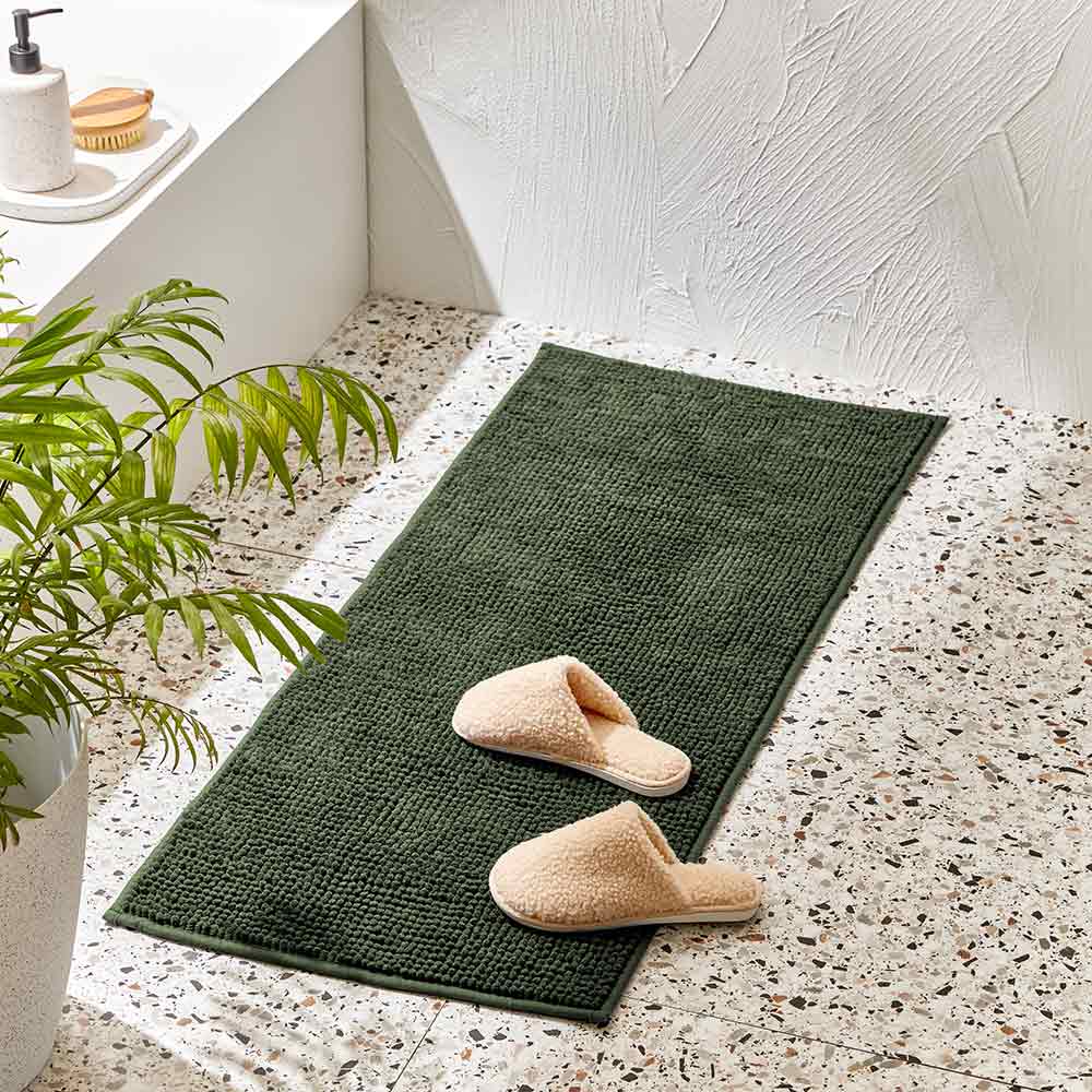 Adorn Living Toggle Bath Runner