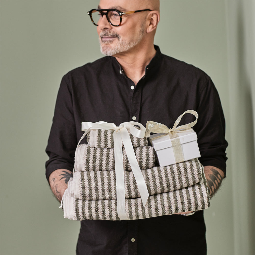 Neale Whitaker Textured Bath Towel Collection
