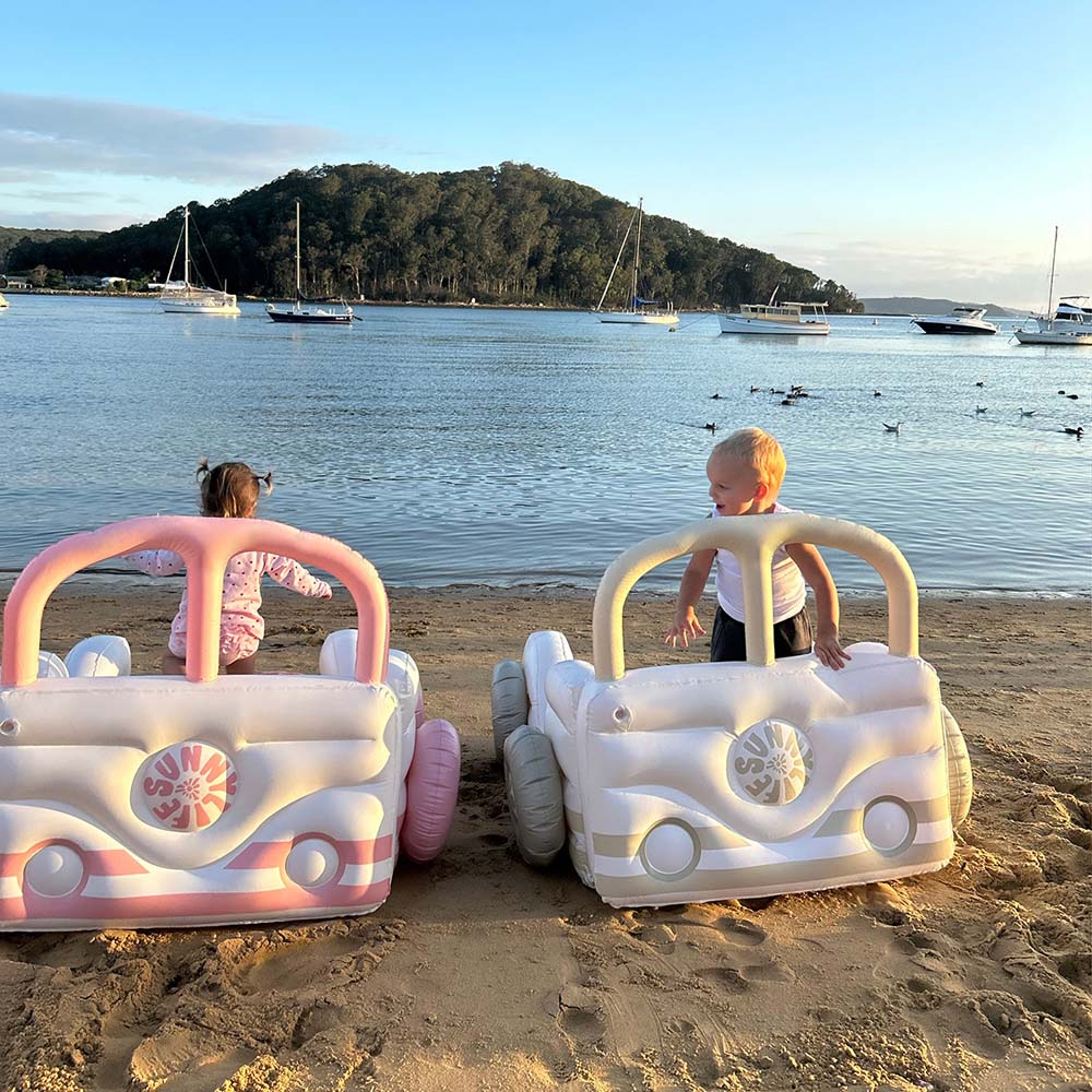 SUNNYLiFE Kids Sleepover Bed Summer Van