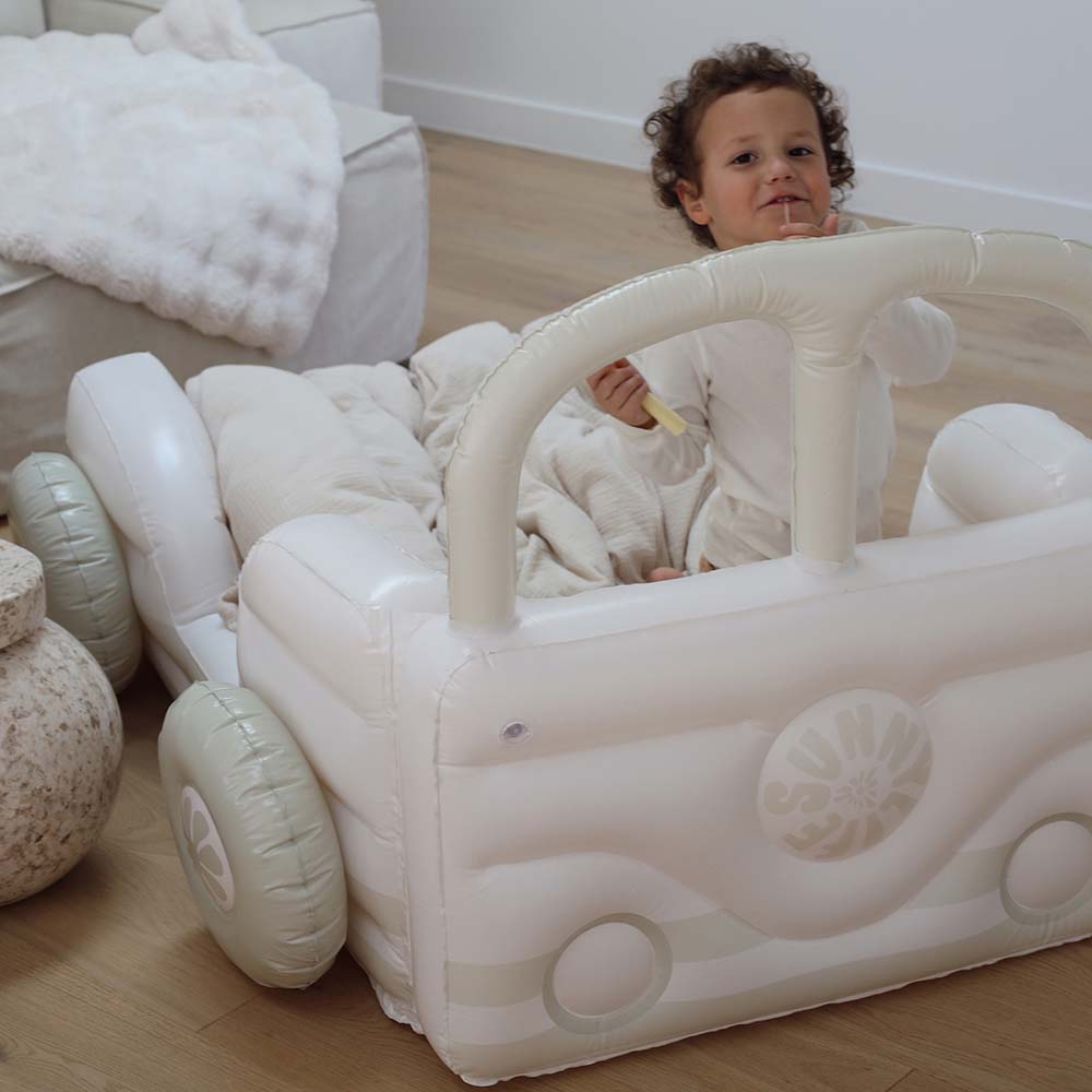 SUNNYLiFE Kids Sleepover Bed Summer Van