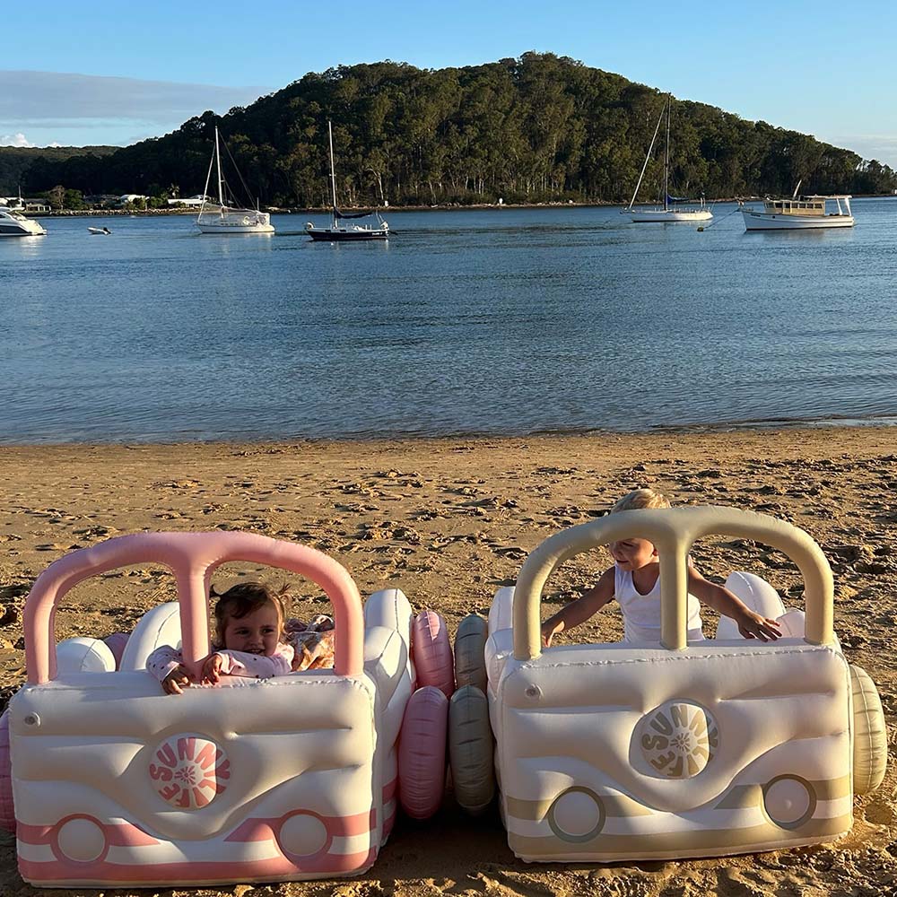 SUNNYLiFE Kids Sleepover Bed Summer Van