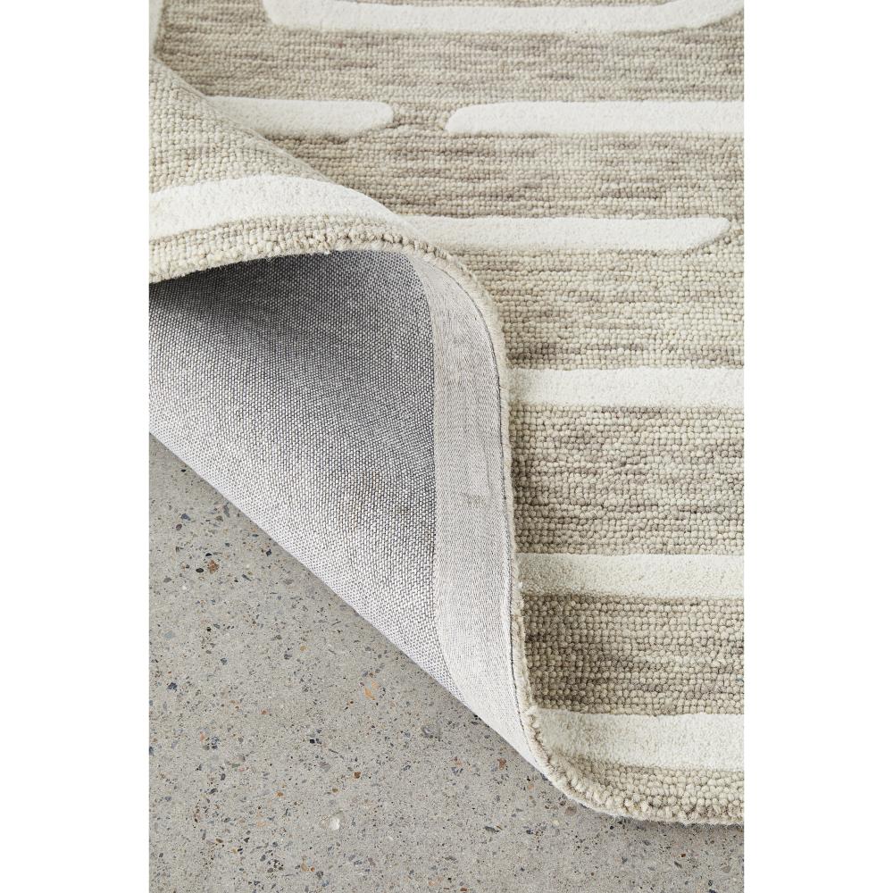 Rug Culture Summit Maze Wool Rug in Linen Cream detail image at MyHouse