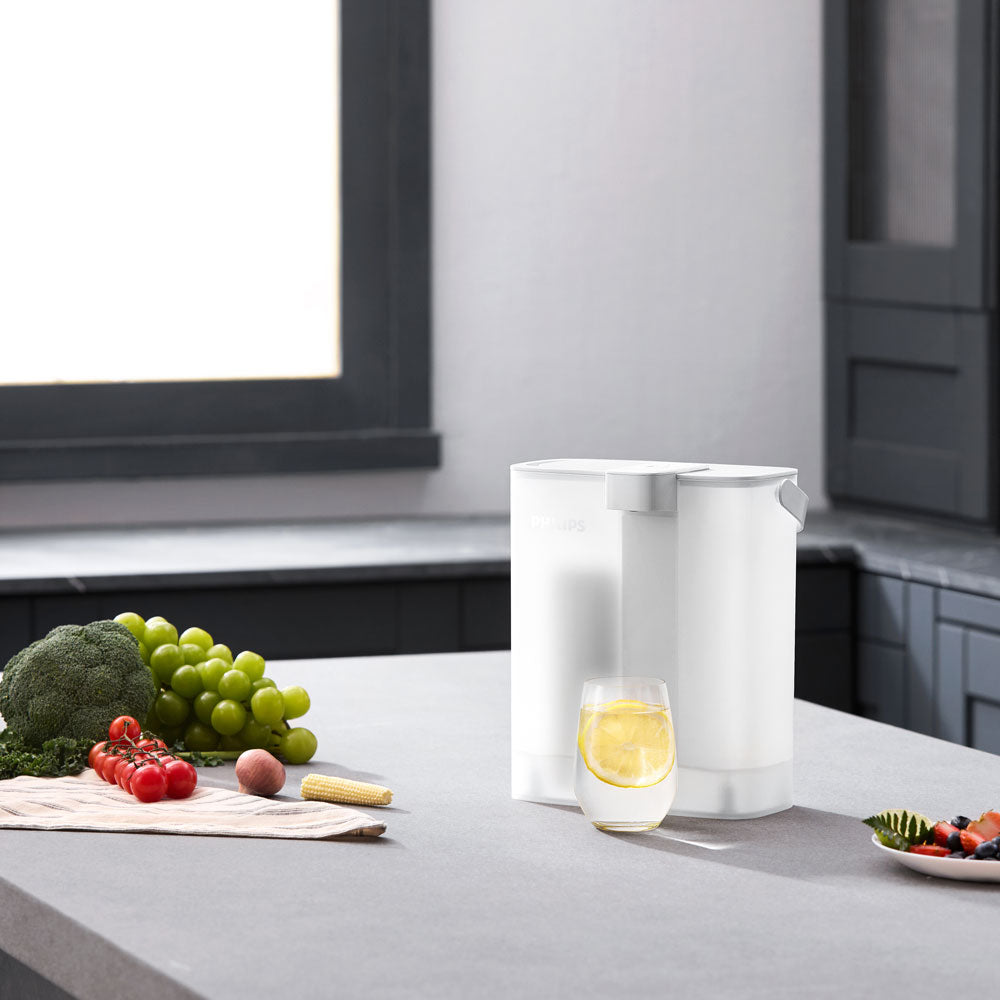 Philips Powered Pitcher with Instant Filtration 3L
